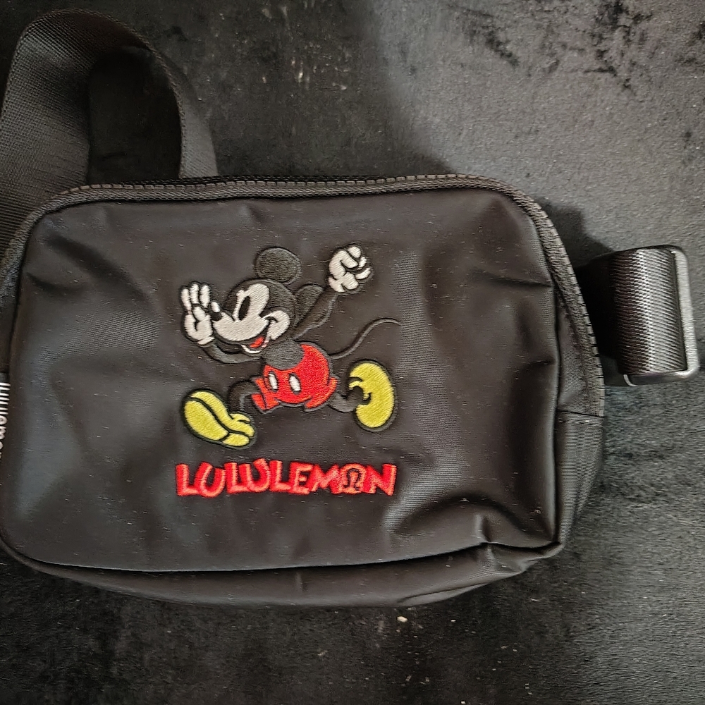 NEW Disney Mickey Mouse Lululemon 1L Belt Bag Fanny Pack